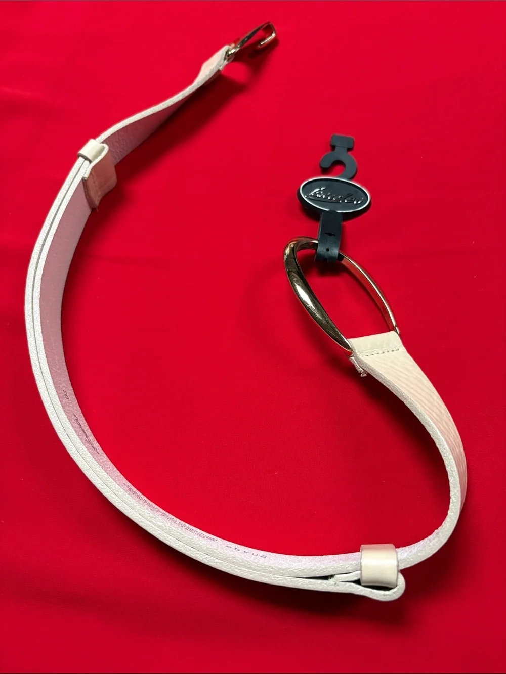 Landes O/S cream color Italian leather belt. NWT!!